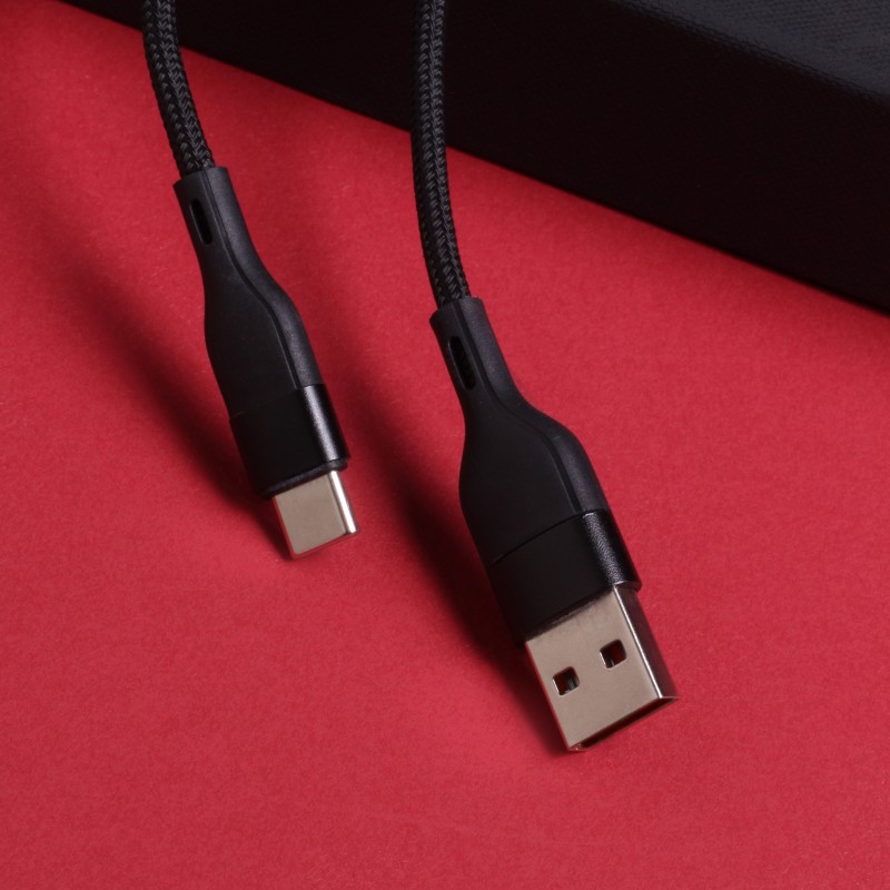 Maxlife MXUC-07 USB - USB-C кабел 1.0 m 3A черен найлон