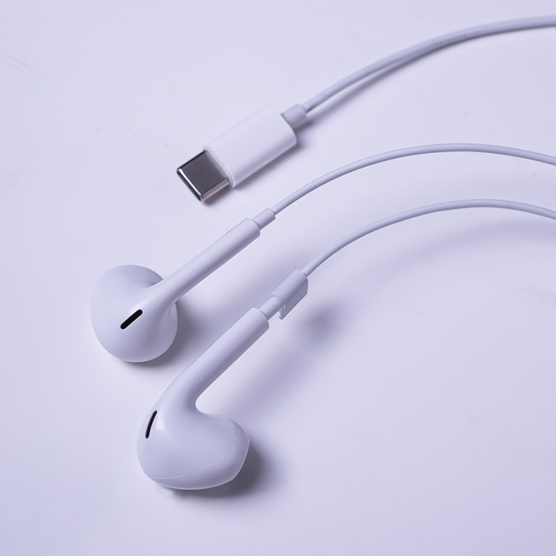 Кабелни слушалки за поставяне в ушите Maxlife MXEP-04 USB-C, бели