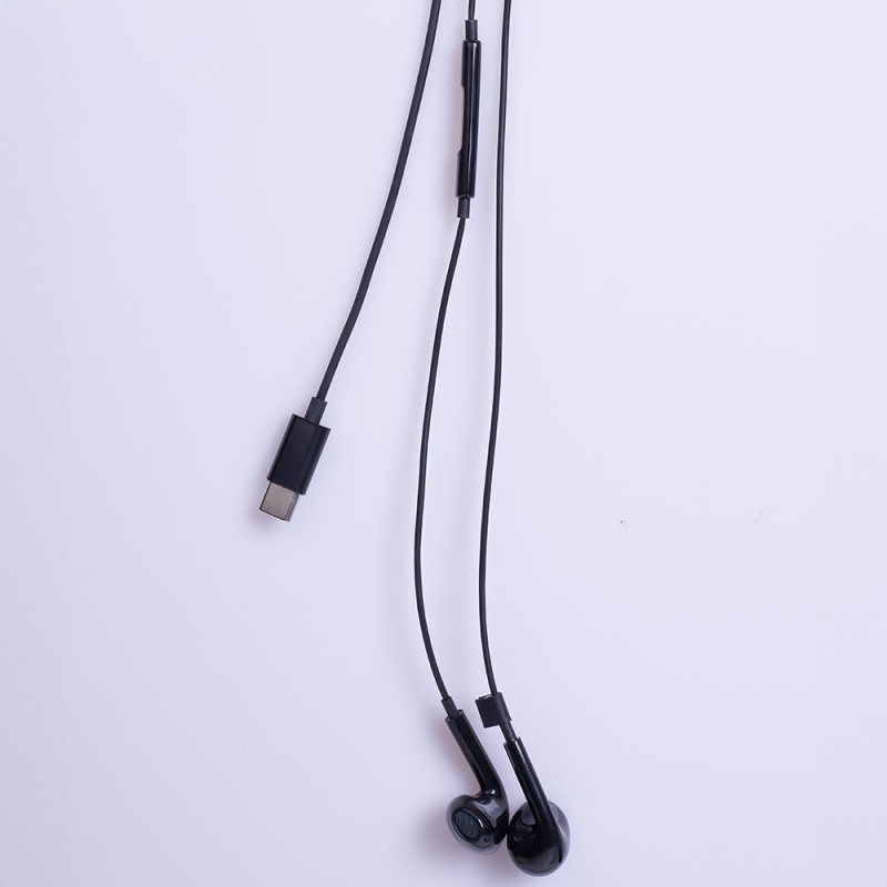 Кабелни слушалки за поставяне в ушите Maxlife MXEP-04 USB-C, черни
