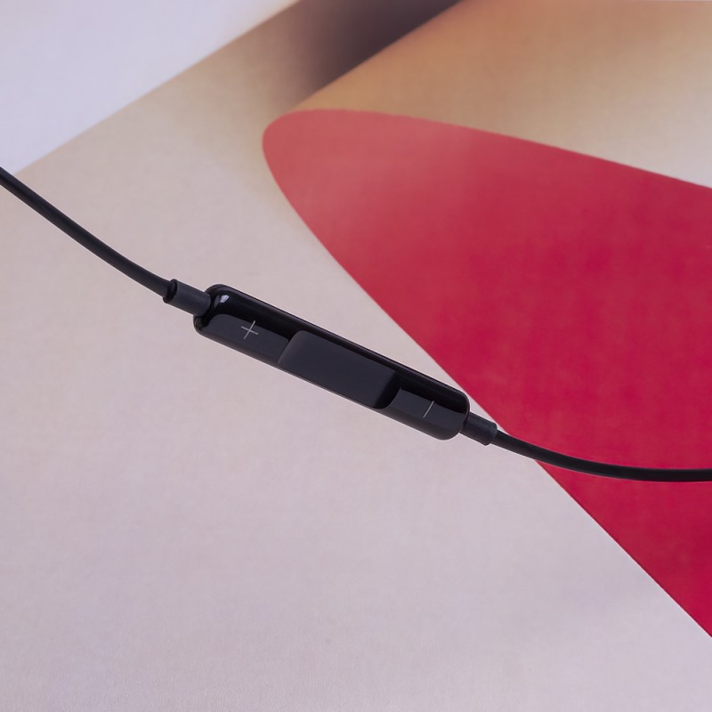 Кабелни слушалки за поставяне в ушите Maxlife MXEP-04 USB-C, черни