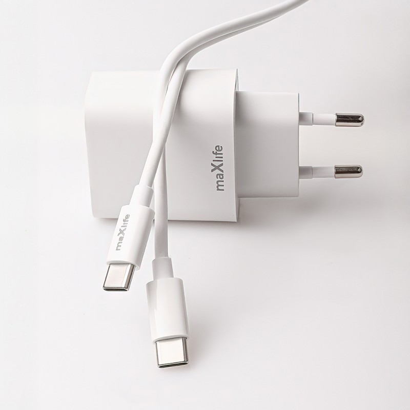 Maxlife PD QC MXTC-06-30AC захранващо зарядно устройство 1x USB-C 1x USB 30W бял + USB-C - USB-C 60W кабел