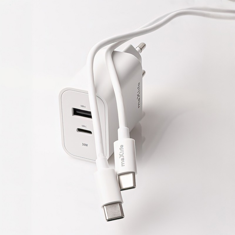 Maxlife PD QC MXTC-06-30AC захранващо зарядно устройство 1x USB-C 1x USB 30W бял + USB-C - USB-C 60W кабел