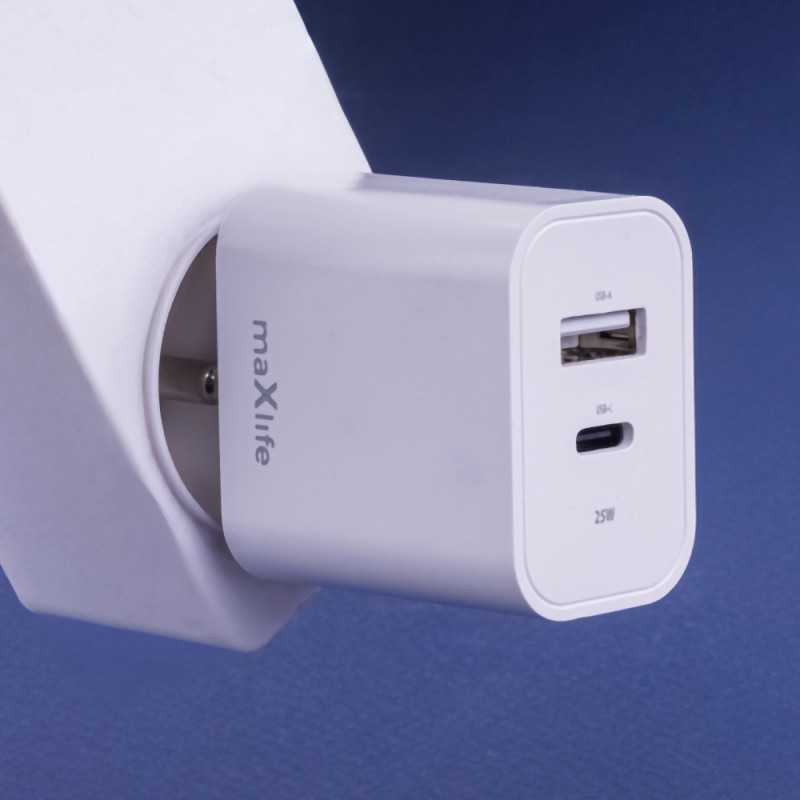 Maxlife PD QC MXTC-06-25AC мрежово зарядно устройство 1x USB-C 1x USB 25W бяло