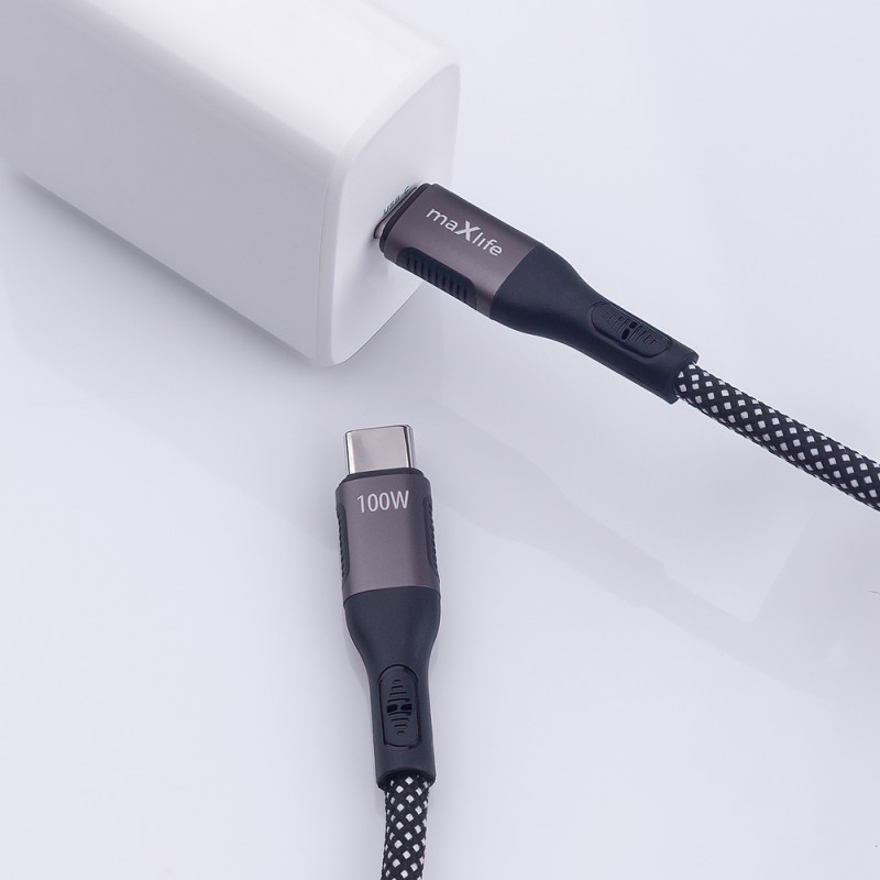 Магнитен кабел Maxlife MXUC-11 USB-C - USB-C 1,0 m 100W, черен, найлонов