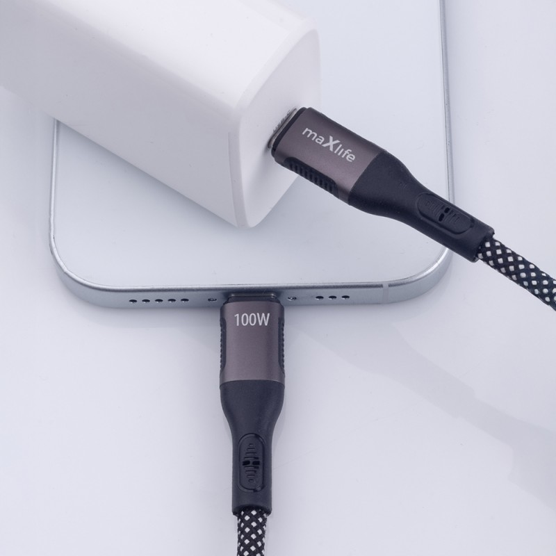 Магнитен кабел Maxlife MXUC-11 USB-C - USB-C 1,0 m 100W, черен, найлонов
