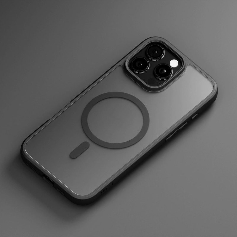 Калъф Etteri Matt Mag за iPhone 17, черен