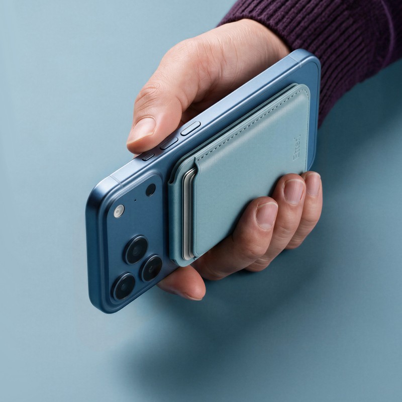 Портфейл за карти Etteri Trio Mag със стойка небесносин