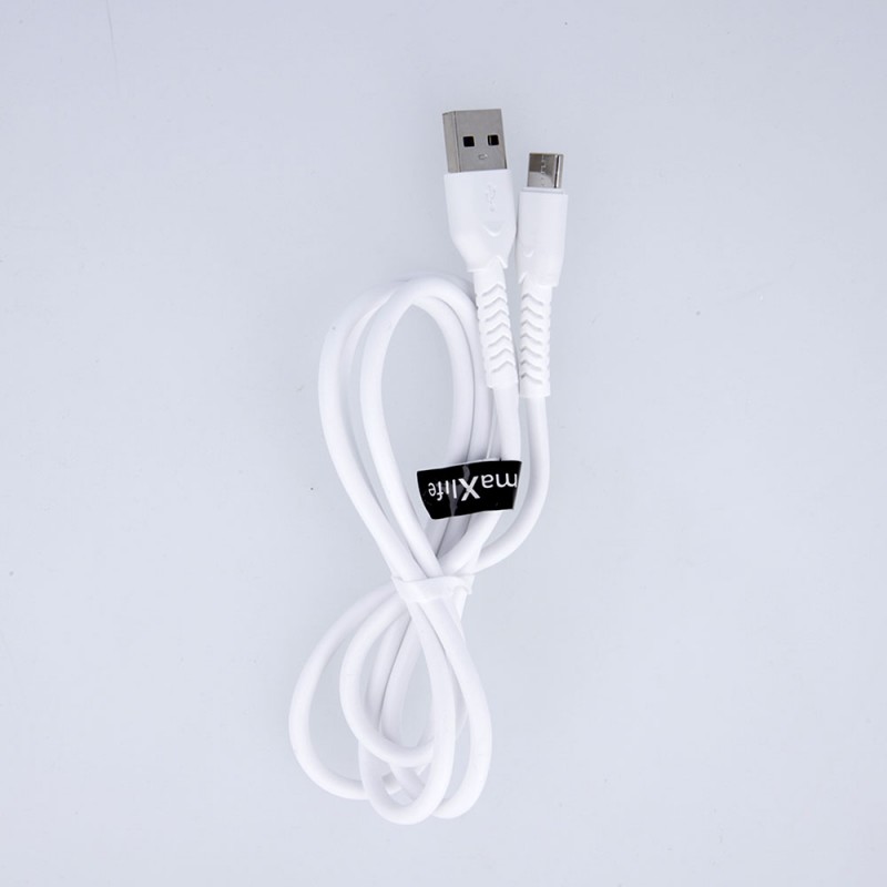 Кабел USB Maxlife MXUC-04 1м в кутия 3A с подсилени конектори, Lightning за iPhone, Бял