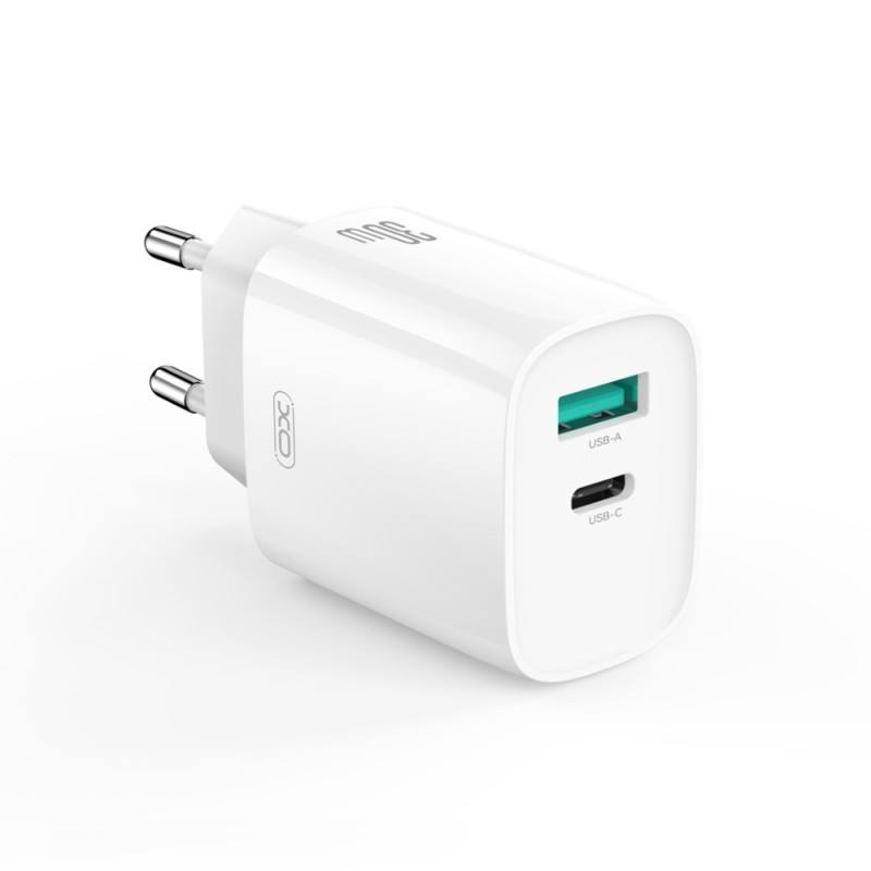 Зарядно устройство комплект XO CE30 PD 30W 1x USB-C 1x USB-A + USB-C - Lightning кабел, Бяло
